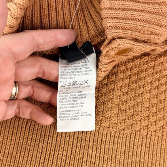 EUC G.I.L.I. Tan Mock Neck Knit Sweater Cape Poncho Gold Button Detail M/L - Picture 9 of 10